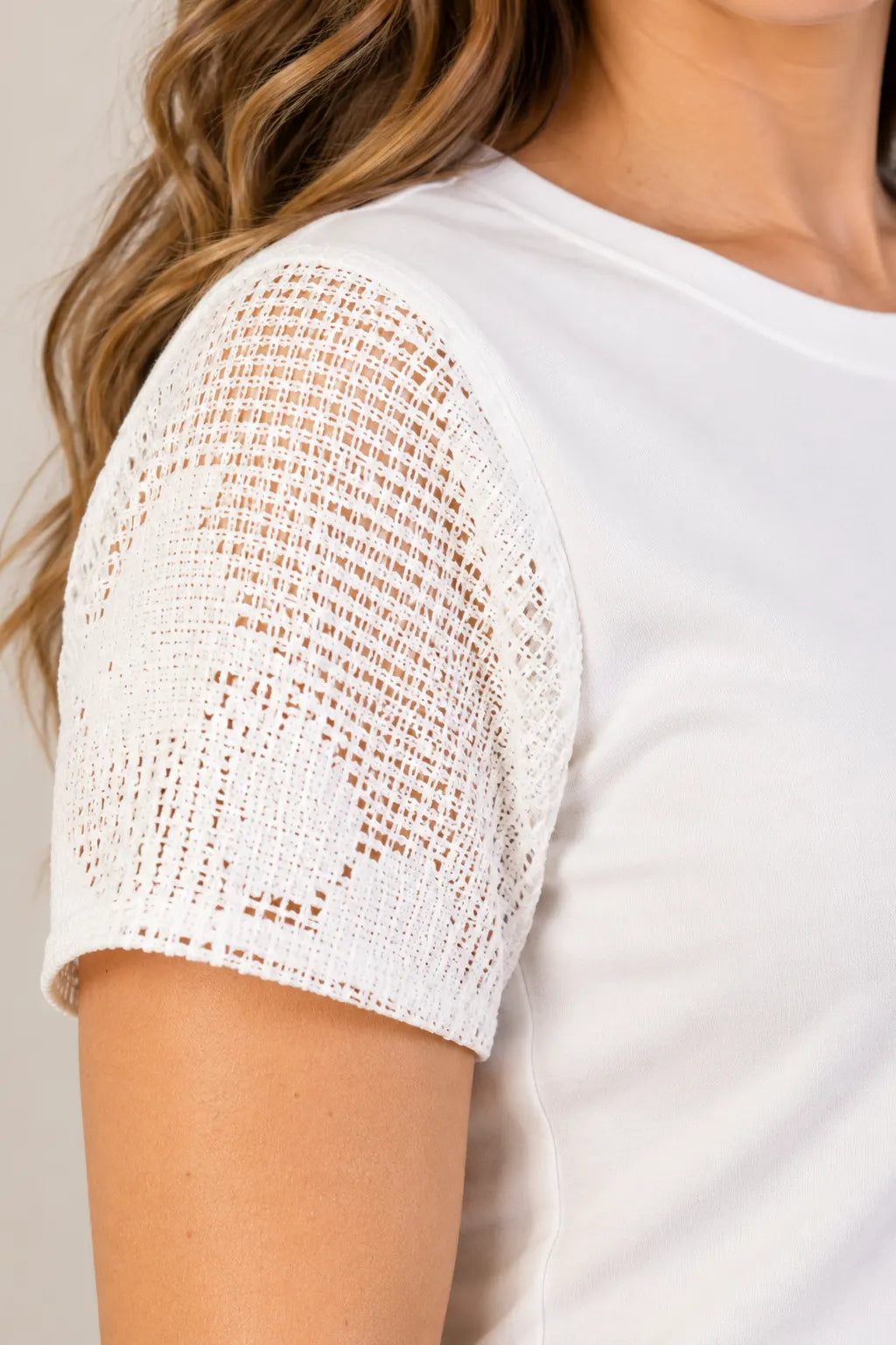 Blusa em Cotton Lycra com Manga Trabalhada em Renda Naiara Branca