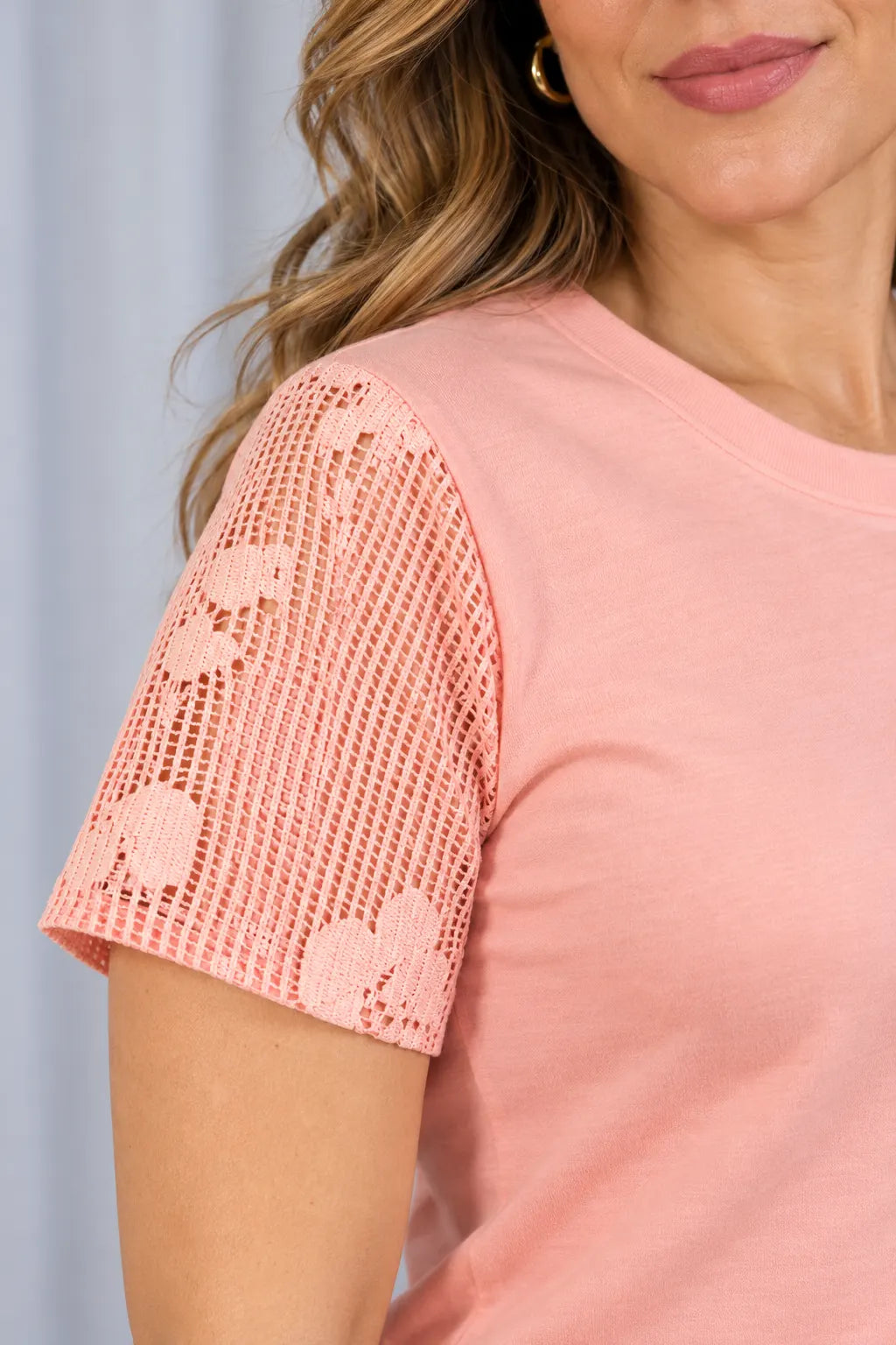 Blusa em Cotton Lycra com Manga Trabalhada em Renda Naiara Rosa