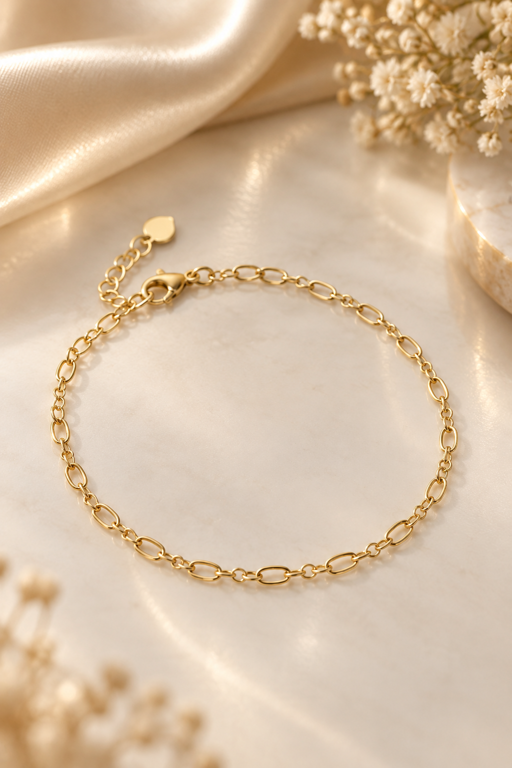 Free Presente - Pulseira Folheada Delicada