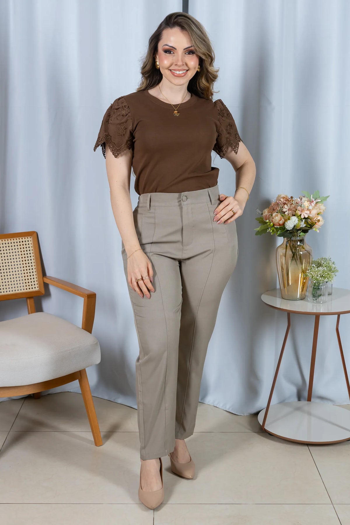 Blusa Cotton Lycra com Manga Delicada Aline Marrom