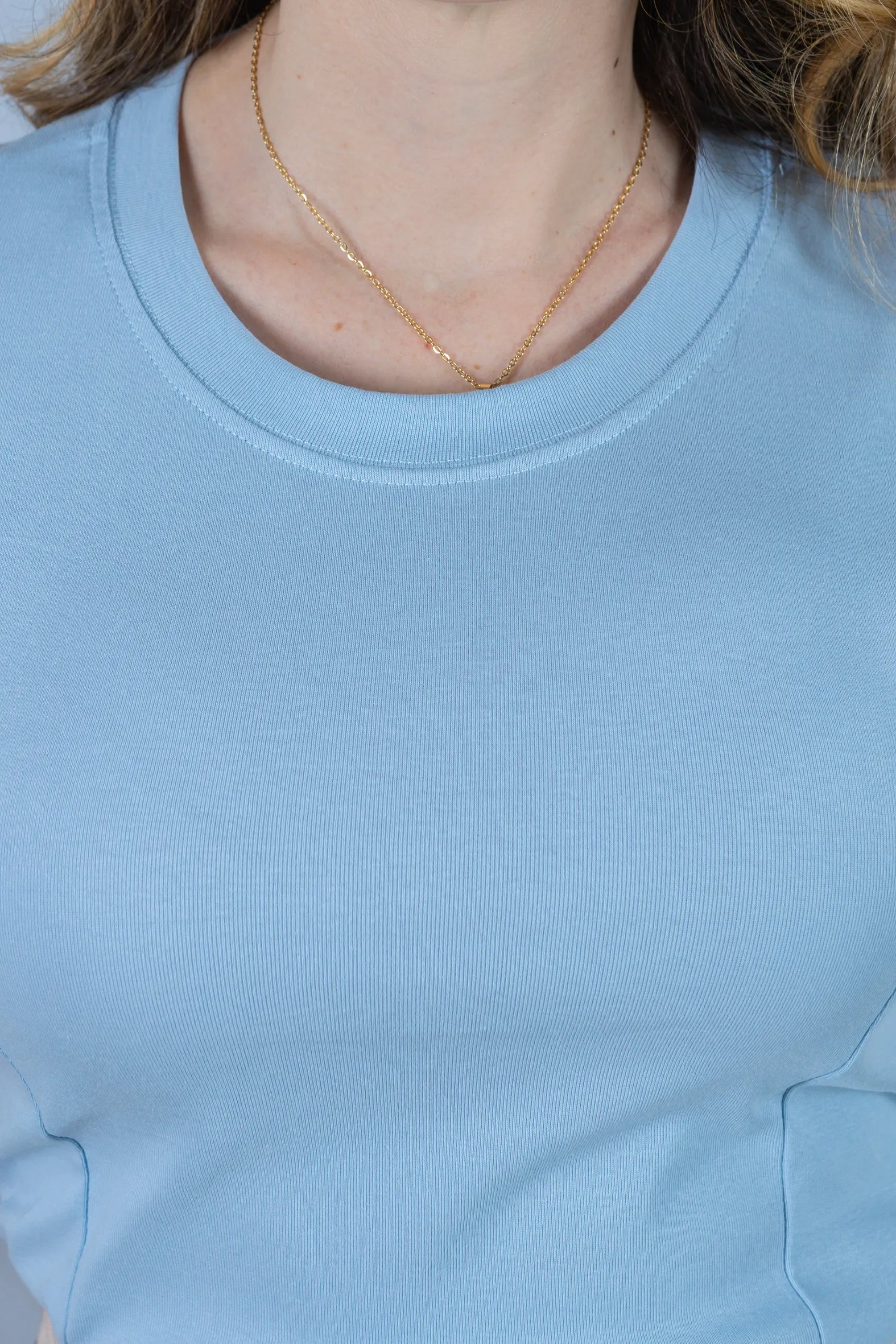 Blusa Cotton Lycra Muscle com Bordado Delicado Laís Azul