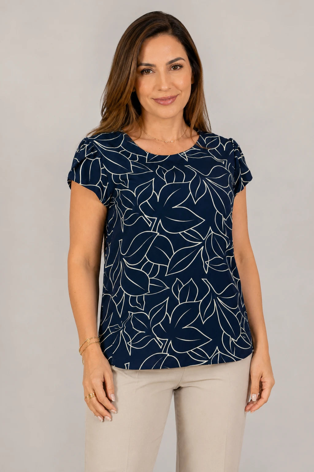 Blusa Estampada com Manga Transpassada Suelen Azul Marinho
