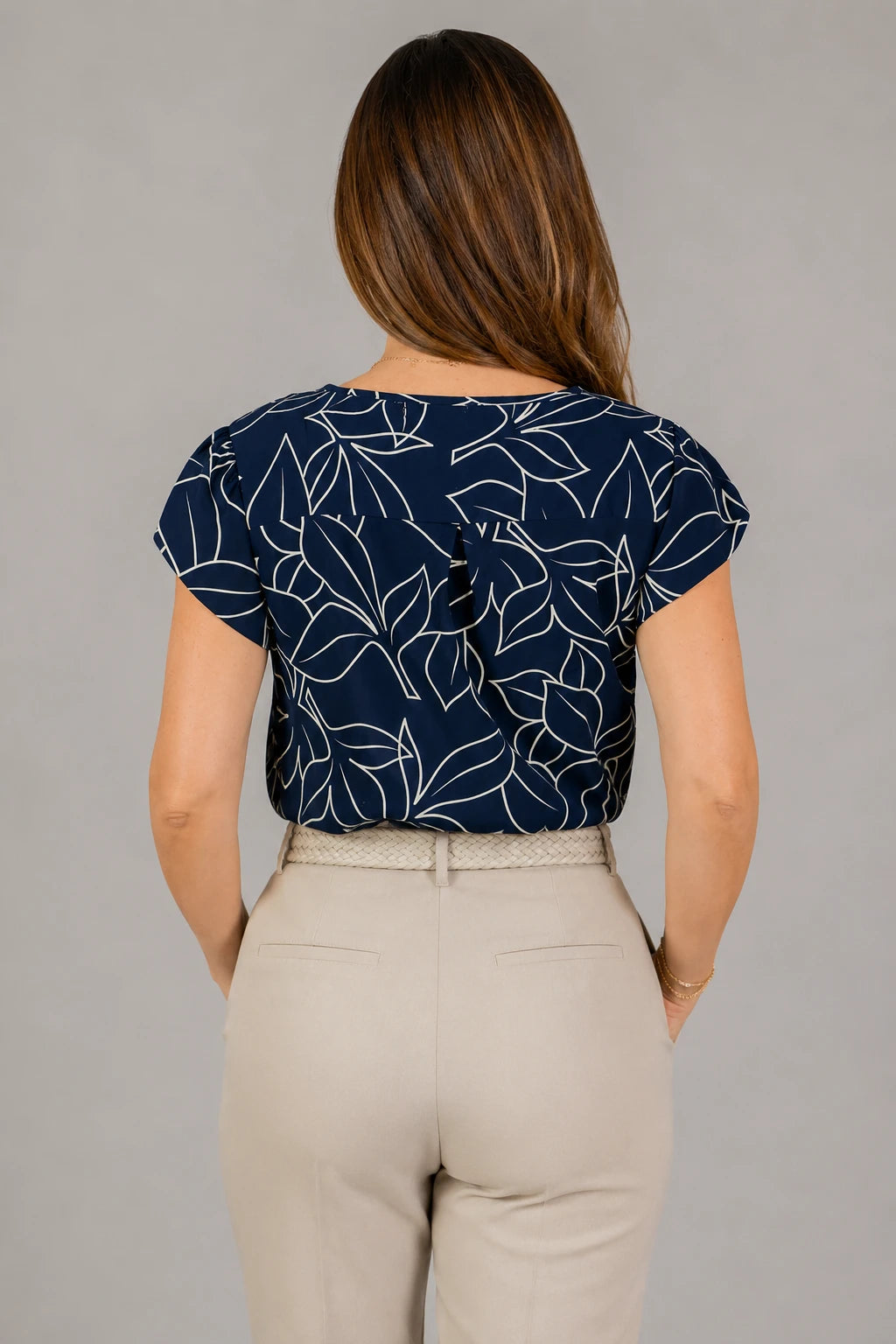 Blusa Estampada com Manga Transpassada Suelen Azul Marinho