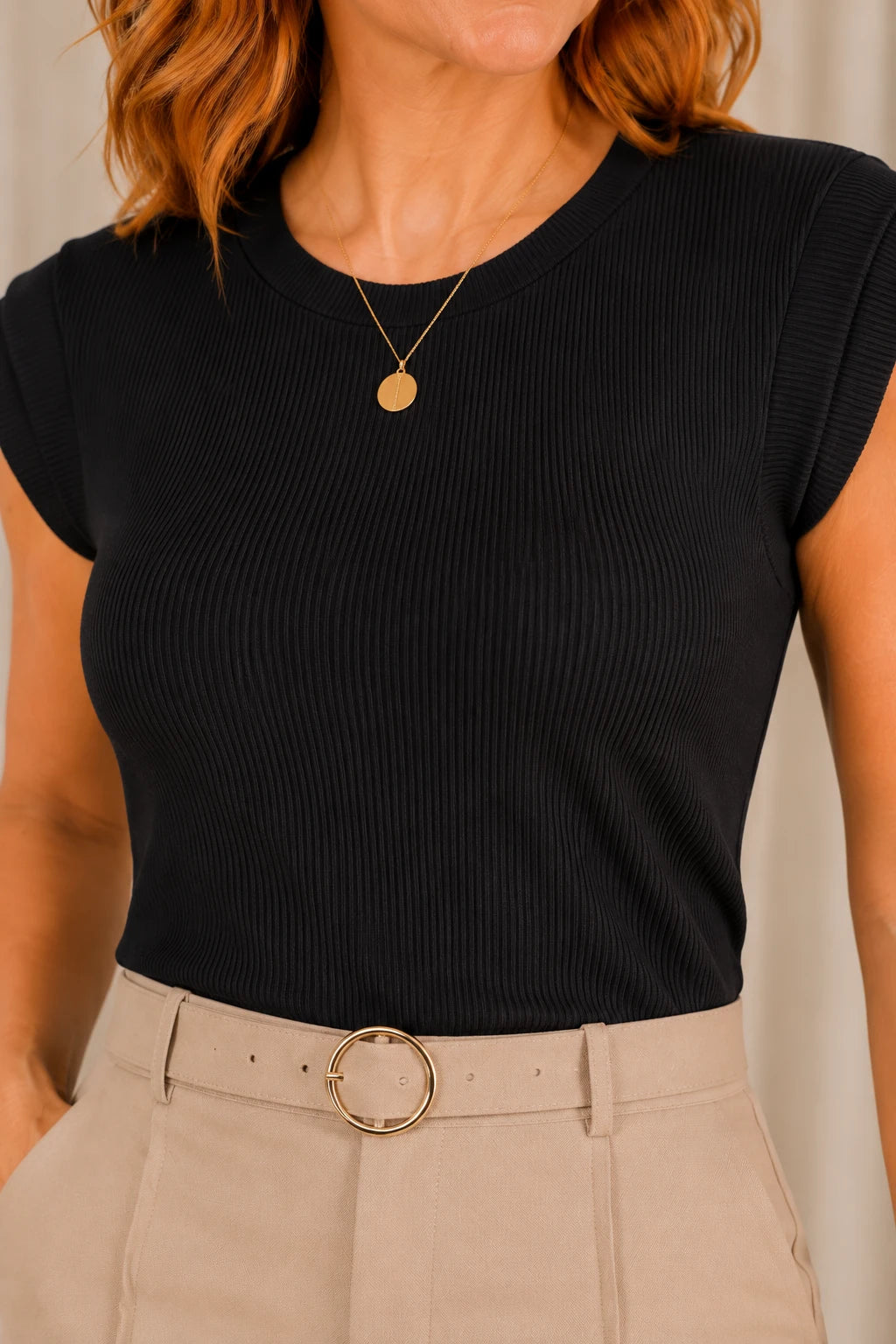 Blusa Malha Canelada Confortável Suzane Preta