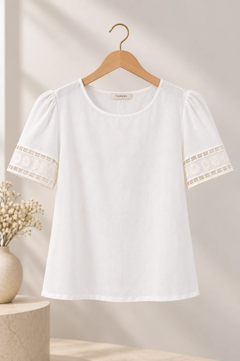 Blusa Manga Curta Em Viscose Bordado Entremeio Tamara Branca