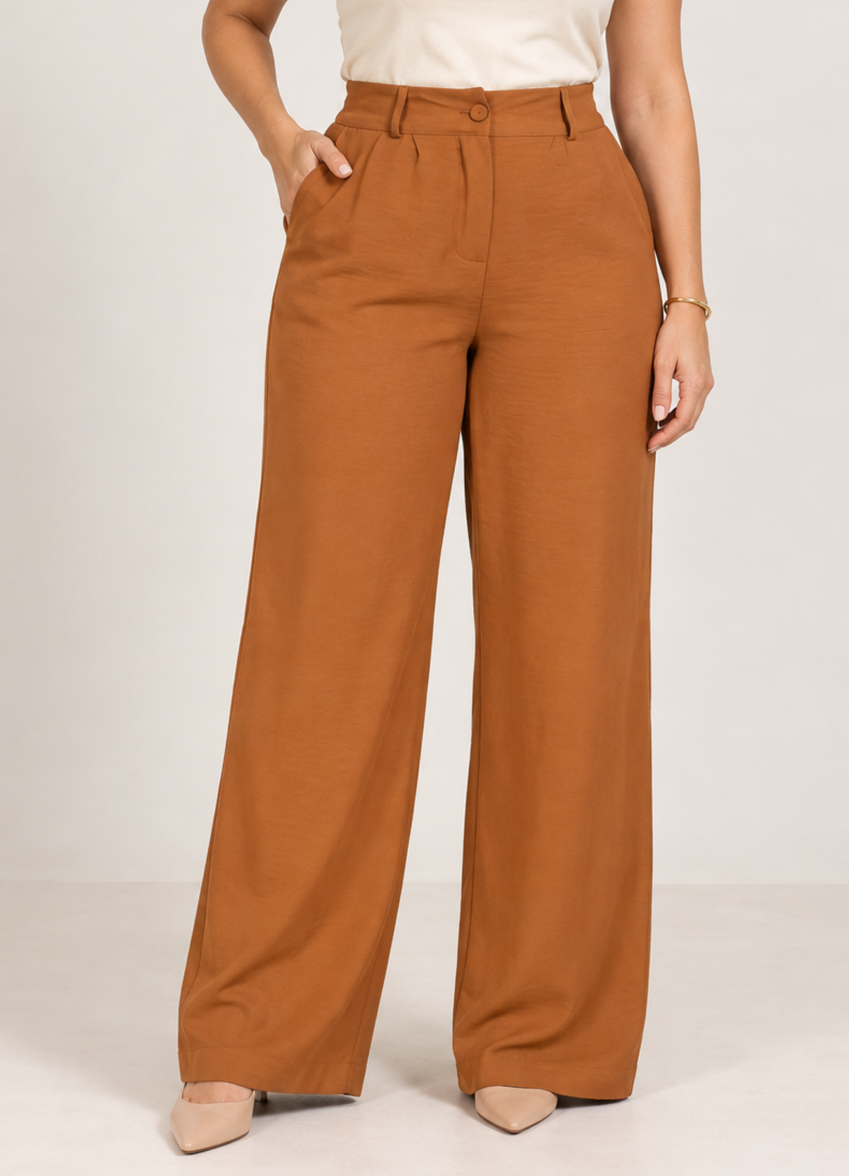 Calça Pantalona em Crepe Urban Ariadne Caramelo
